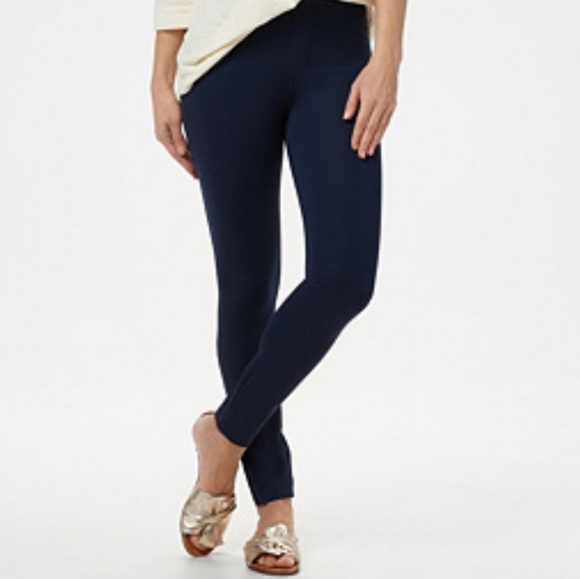 SPANX Pants - NWT Spanx Ponte Ankle length legging in Port Navy